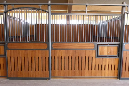 Laake's Kandel Stall Front 5