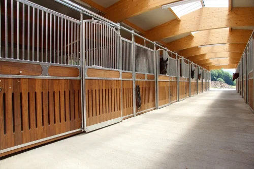 Laake's Kandel Stall Front 3