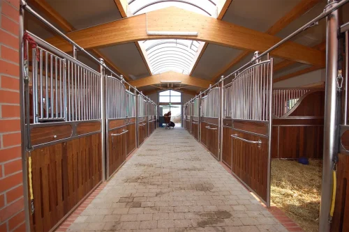 Laake's Kandel Stall Front 2