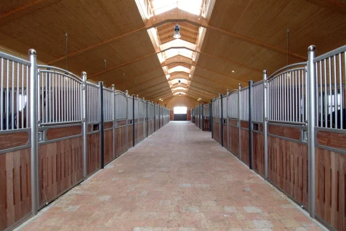 Laake_Horse-Stall-Front-Sosath-gallery-3